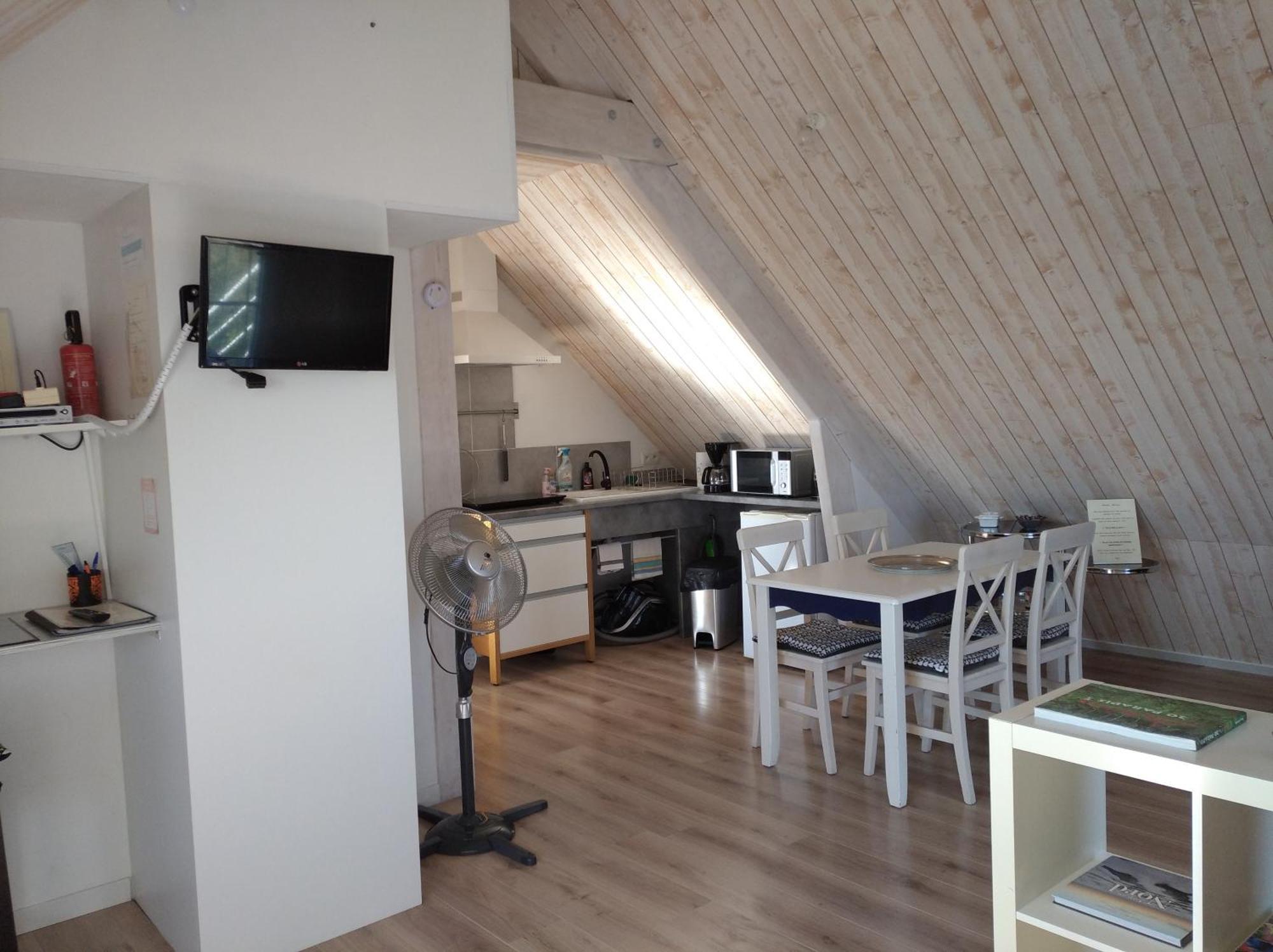 La Gilleterie Apartment Loireauxence Luaran gambar